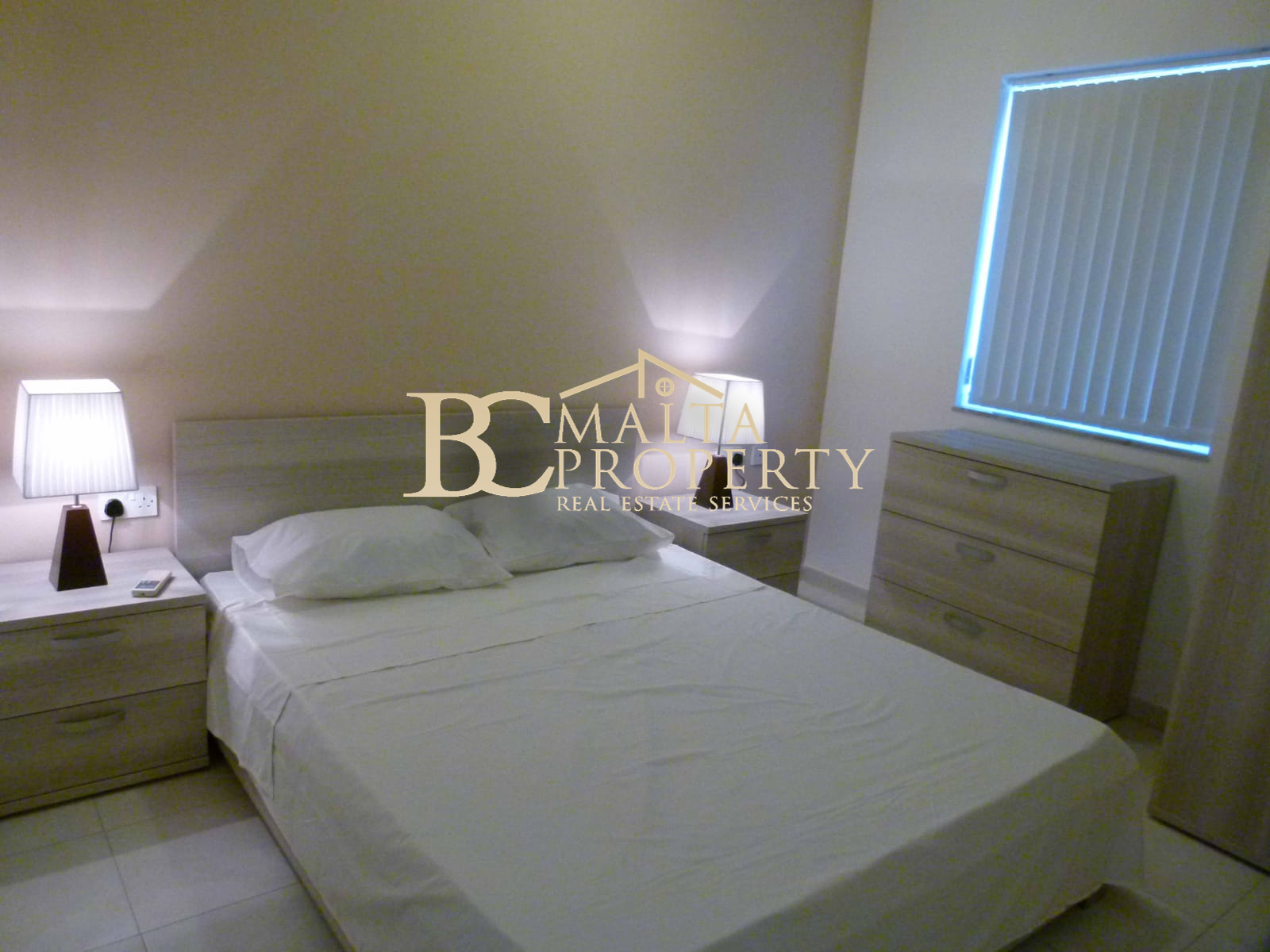 Ibragg near Greens Supermarket 4 Bedroom /2 Bathroom  Fully Air-Conditioned  Apartment