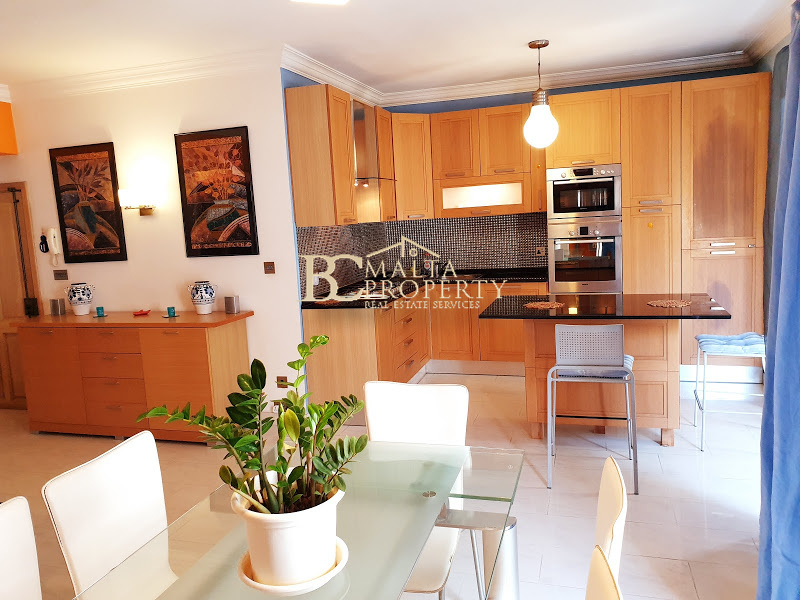 Sliema behind Preluna 3 Bedroom/ 2 Bathroom Apartment
