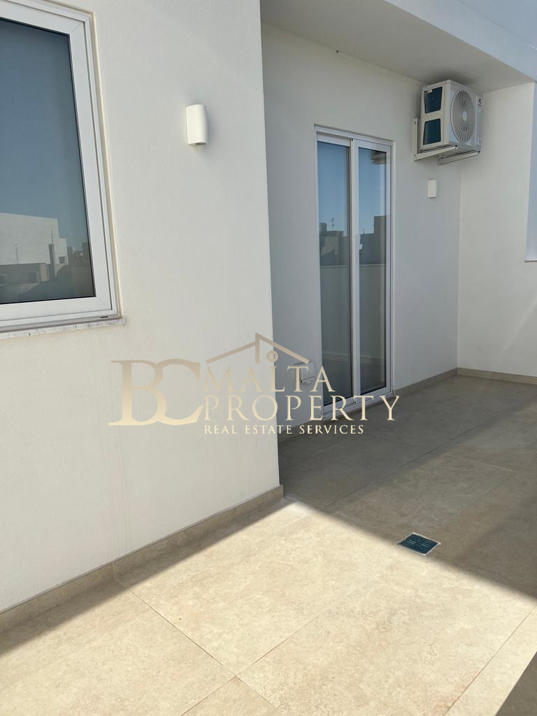 Siggiewi New Highly Modern Furnished 1 Bedroom Penthouse with Country Views