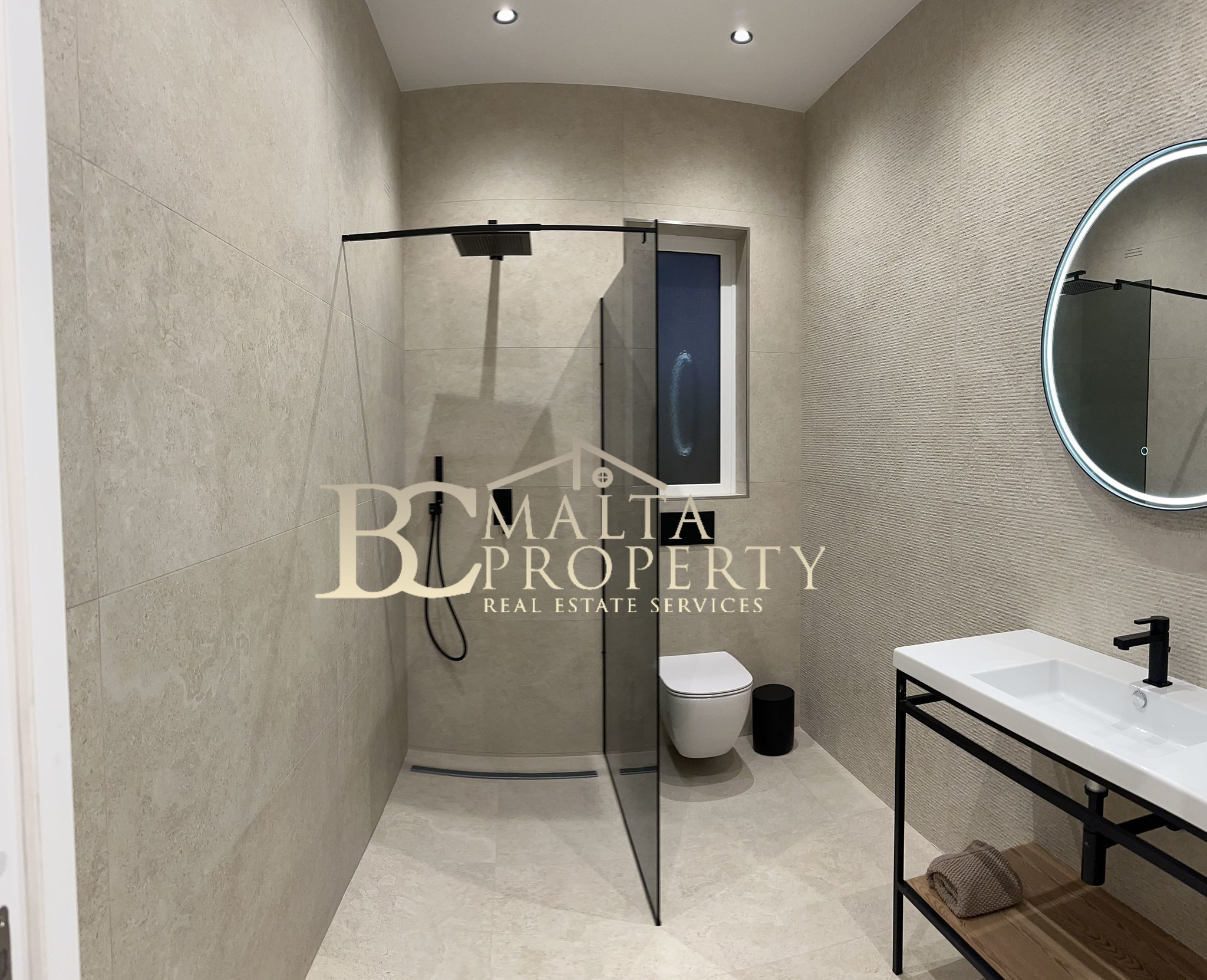 Siggiewi New Highly Modern Furnished 1 Bedroom Penthouse with Country Views