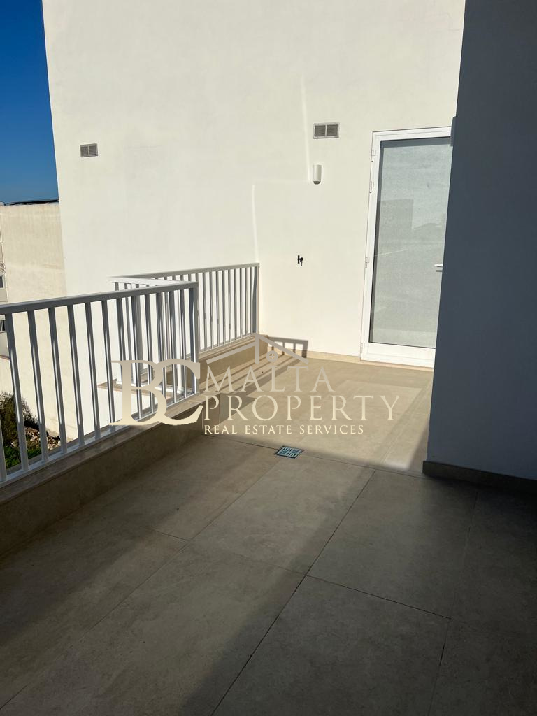 Siggiewi New Highly Modern Furnished 1 Bedroom Penthouse with Country Views