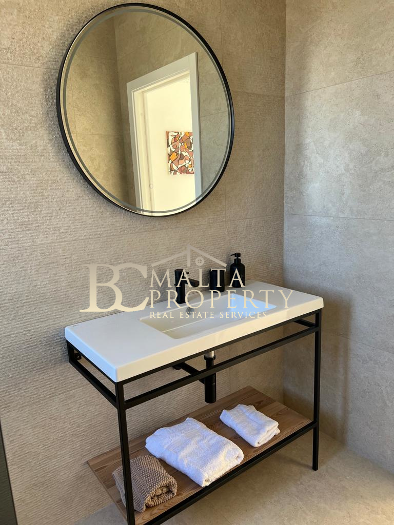 Siggiewi New Highly Modern Furnished 1 Bedroom Penthouse with Country Views