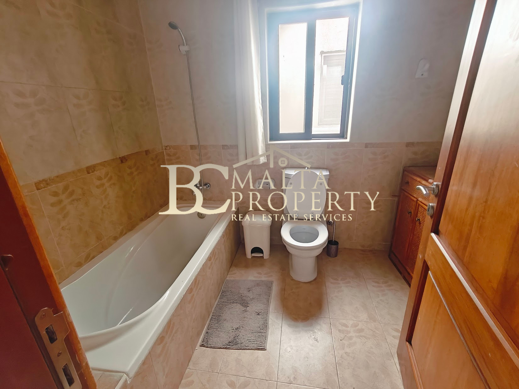 Siggiewi 2 Double Bedroom Apartment with Terrace
