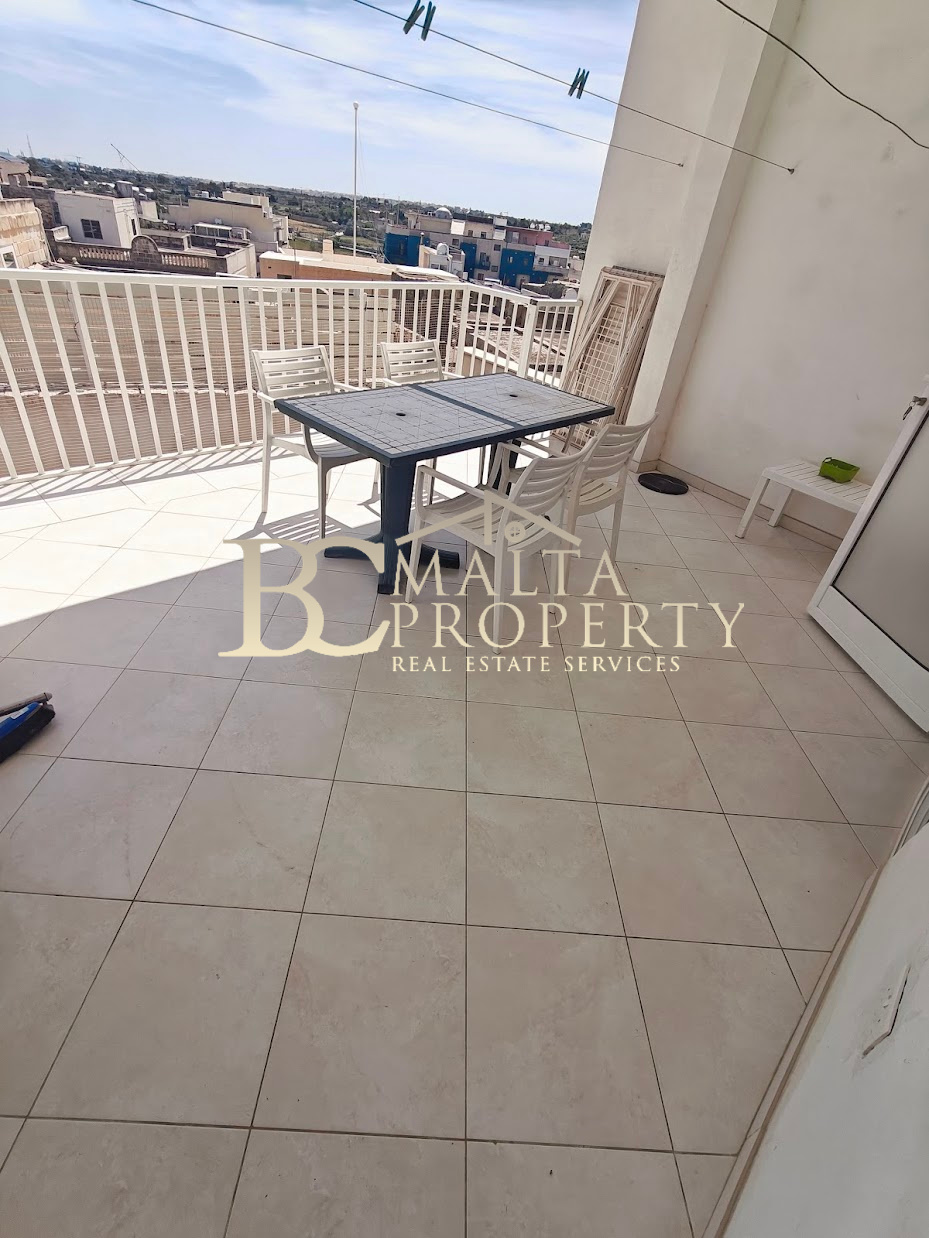 Siggiewi 2 Double Bedroom Apartment with Terrace
