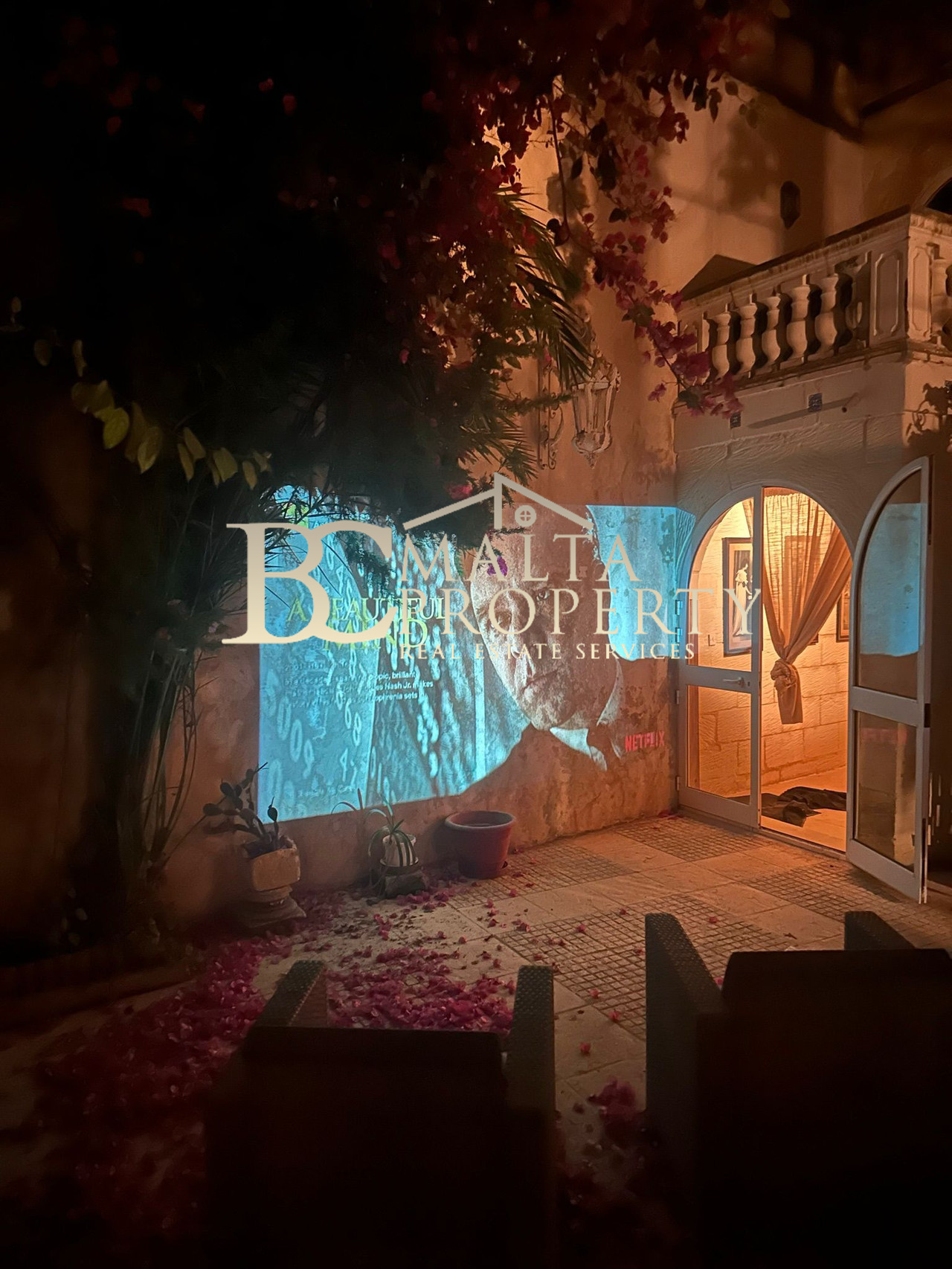 Naxxar 350 year Old 4 Bedroom / 3 Bathroom House of Character with Outdoor Space