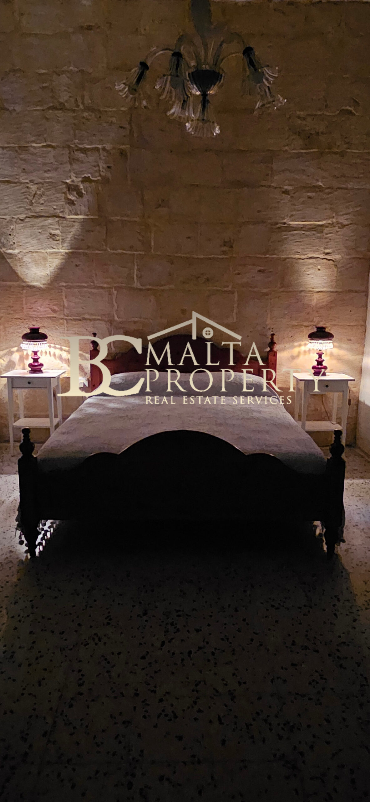 Naxxar 350 year Old 4 Bedroom / 3 Bathroom House of Character with Outdoor Space