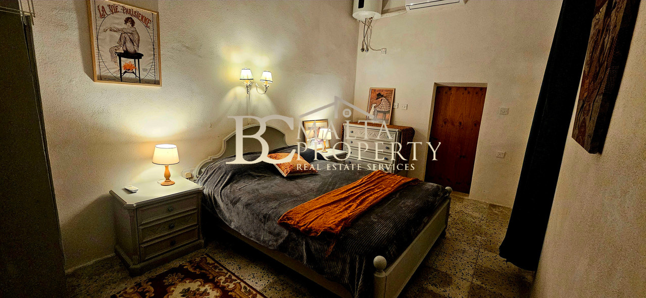 Naxxar 350 year Old 4 Bedroom / 3 Bathroom House of Character with Outdoor Space
