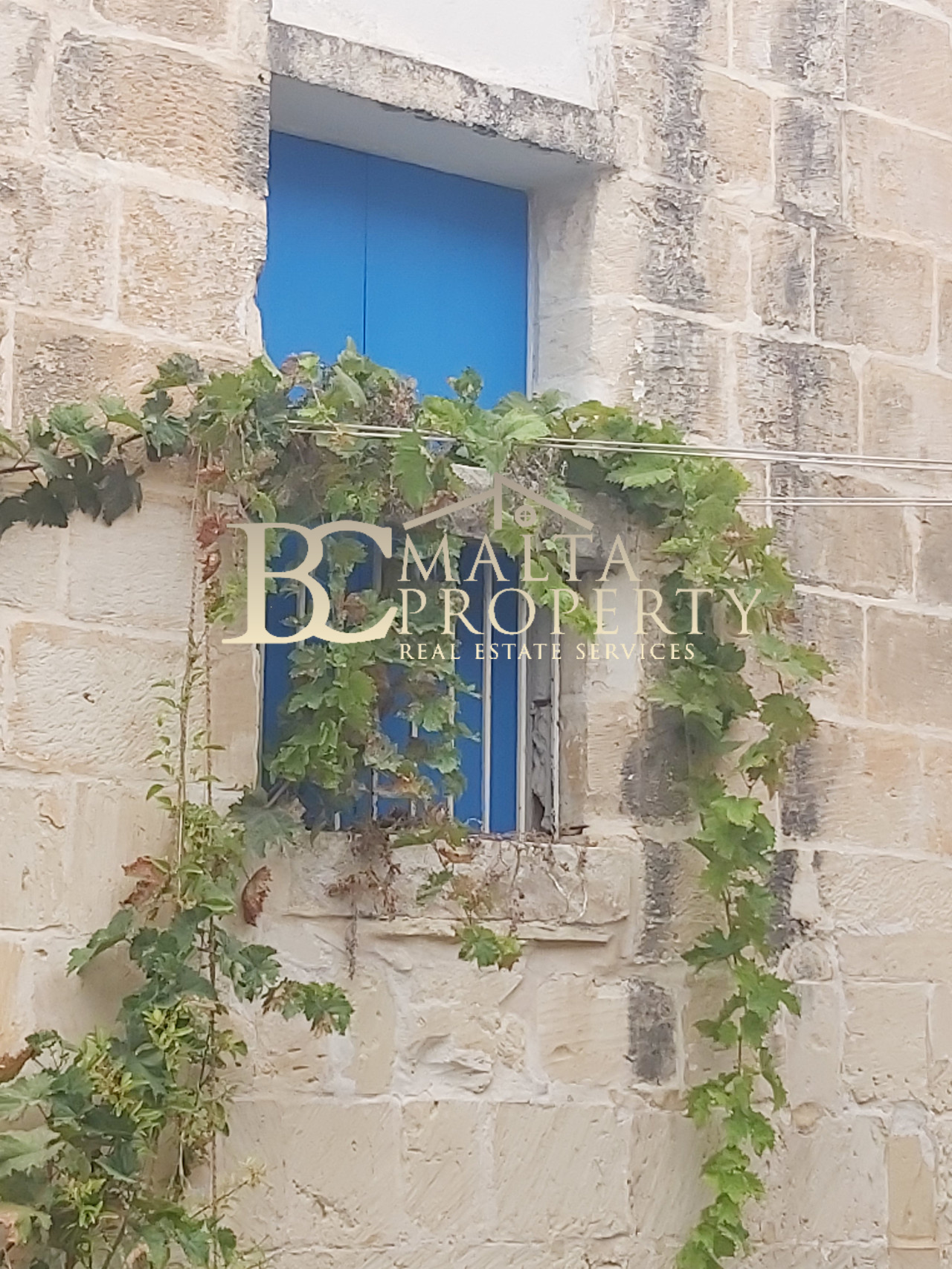 Naxxar 350 year Old 4 Bedroom / 3 Bathroom House of Character with Outdoor Space