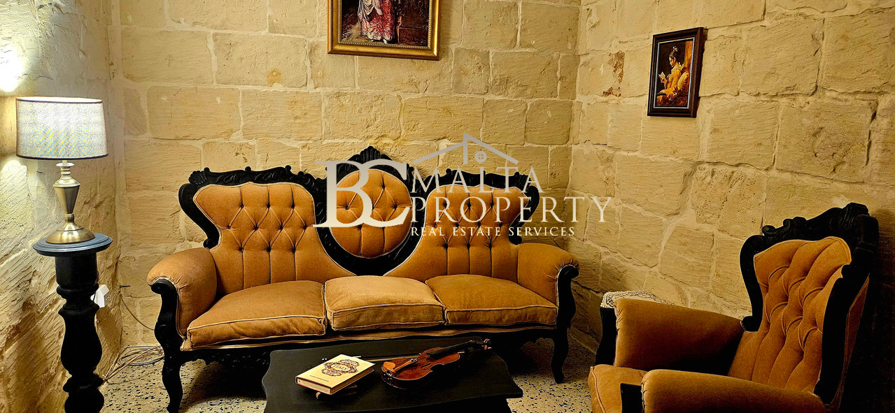 Naxxar 350 year Old 4 Bedroom / 3 Bathroom House of Character with Outdoor Space