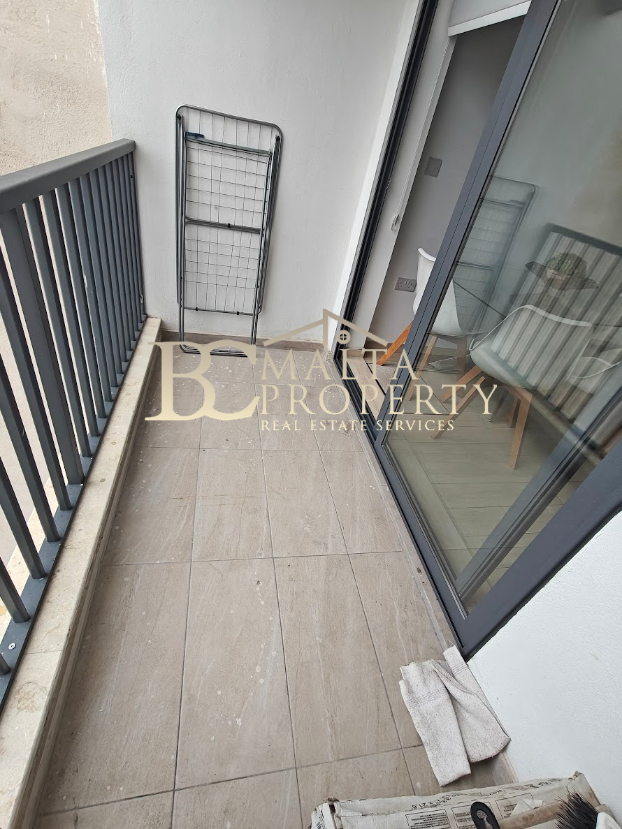 Pieta / G Mangia  2 Bedroom / 2 Bathroom Duplex Air conditioned Apartment