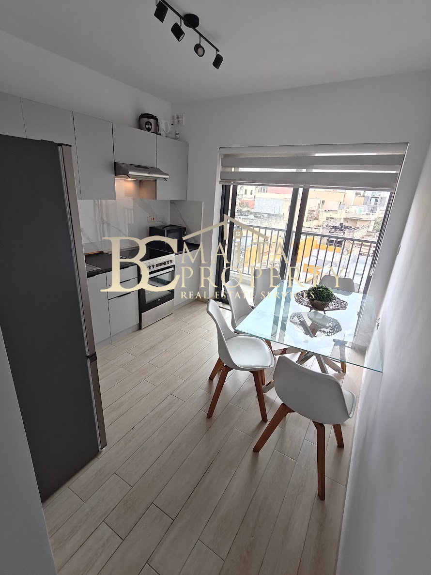 Pieta / G Mangia  2 Bedroom / 2 Bathroom Duplex Air conditioned Apartment