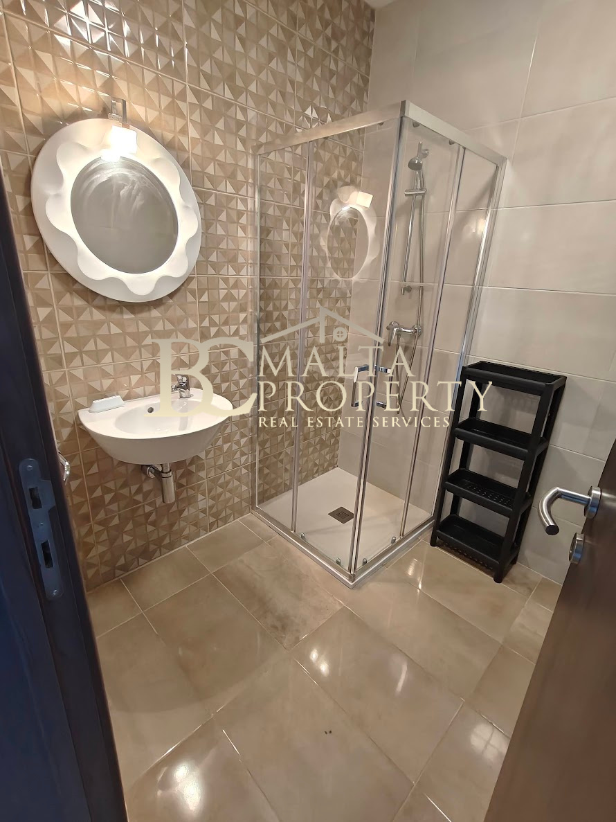 Pieta / G Mangia  2 Bedroom / 2 Bathroom Duplex Air conditioned Apartment