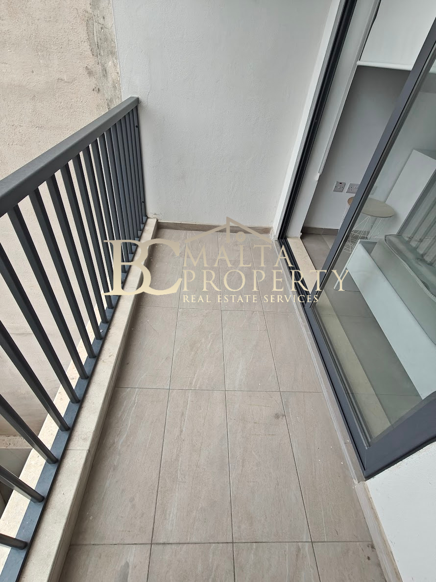 Pieta / G Mangia  2 Bedroom / 2 Bathroom Duplex Air conditioned Apartment