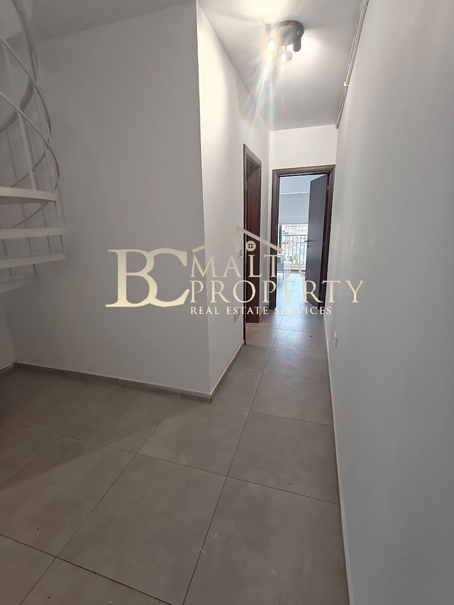 Pieta / G Mangia  2 Bedroom / 2 Bathroom Duplex Air conditioned Apartment