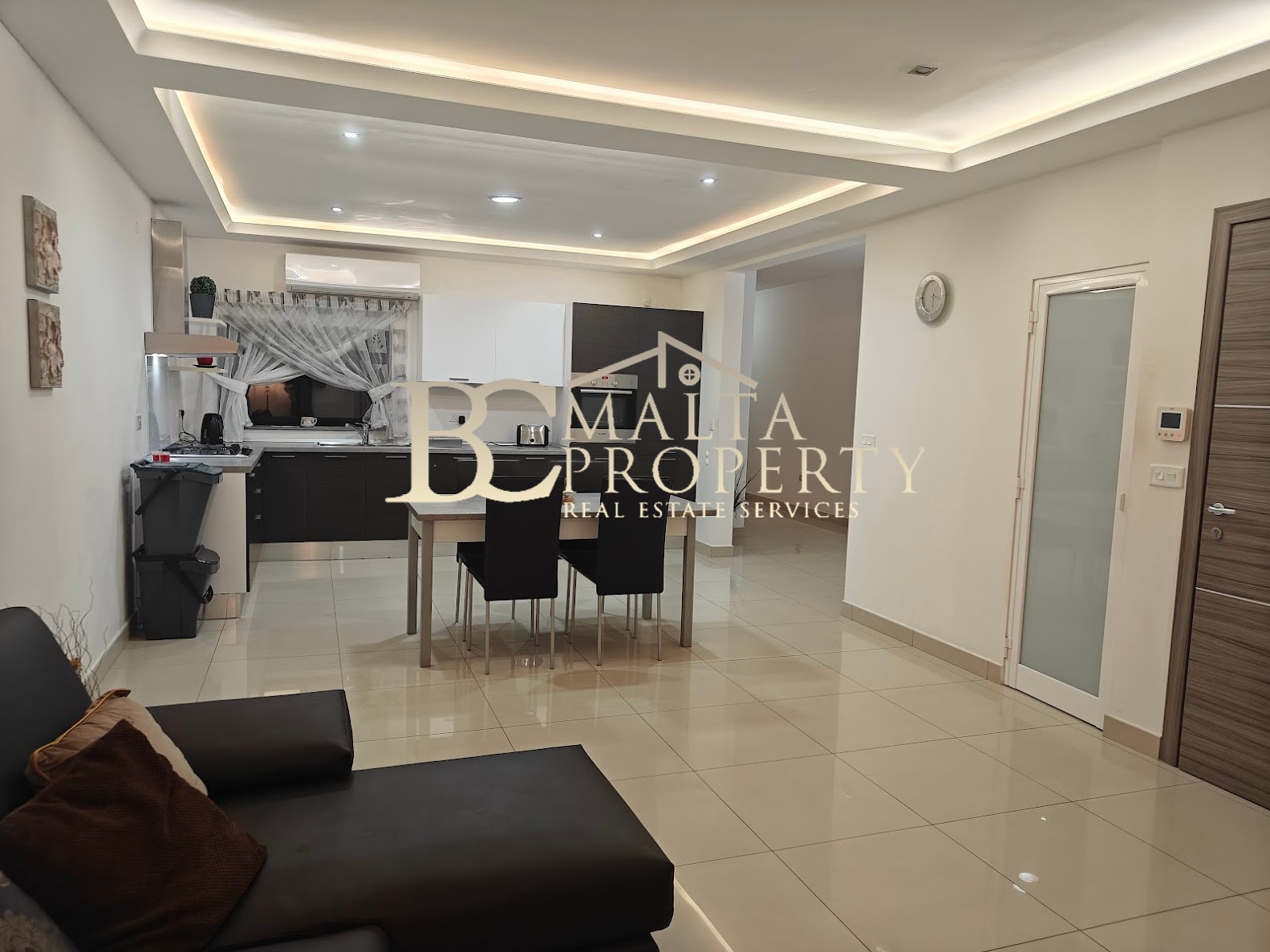 Siggiewi Highly Furnished 2 Bedroom/ 2 Bathroom Apartment + Study Office Room