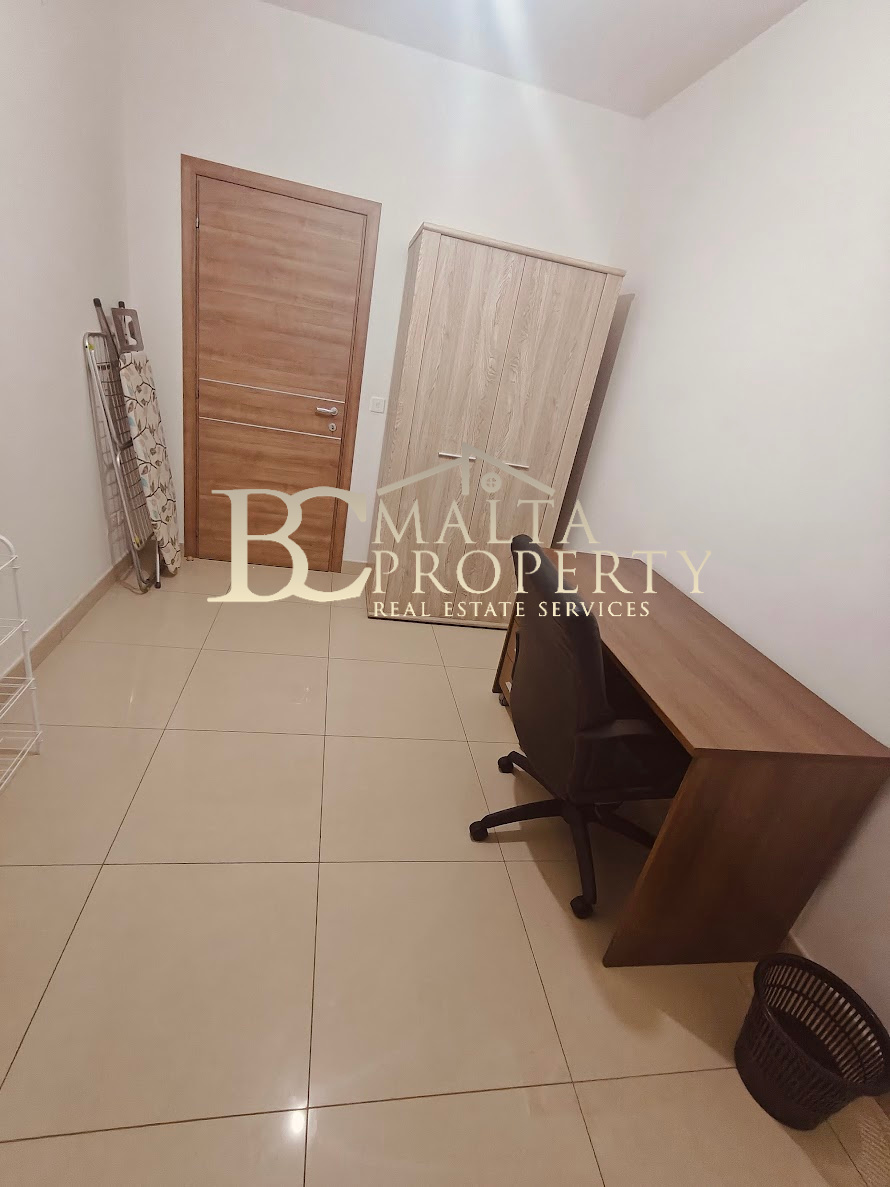 Siggiewi Highly Furnished 2 Bedroom/ 2 Bathroom Apartment + Study Office Room