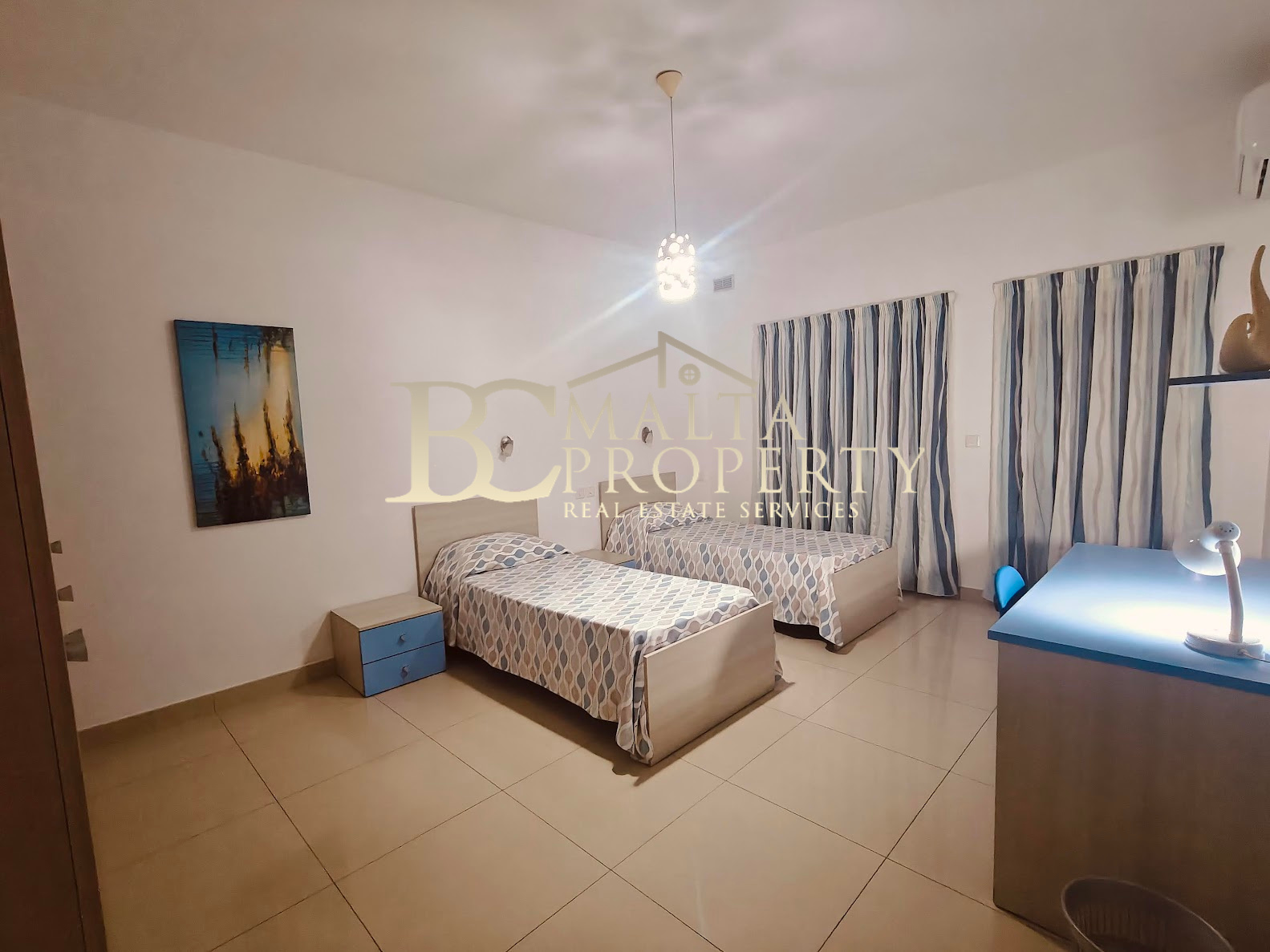 Siggiewi Highly Furnished 2 Bedroom/ 2 Bathroom Apartment + Study Office Room