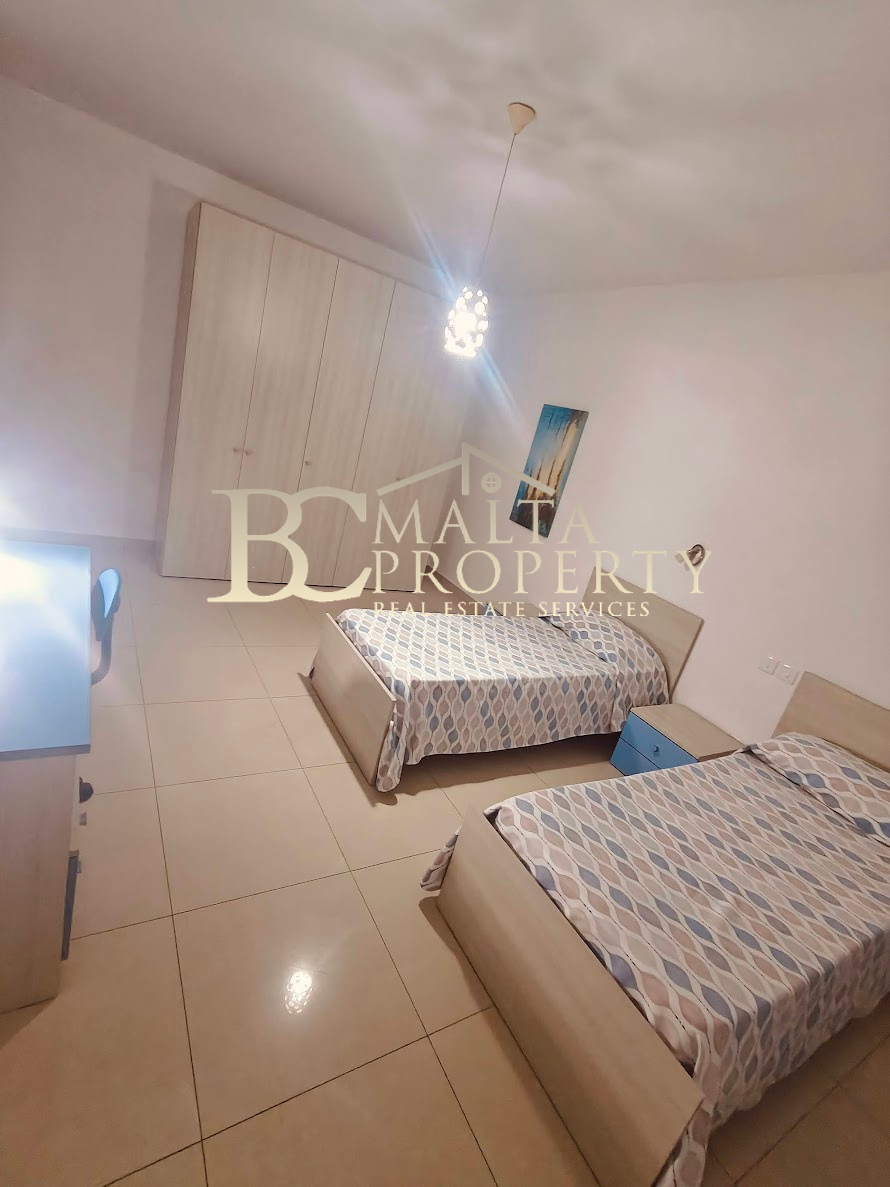 Siggiewi Highly Furnished 2 Bedroom/ 2 Bathroom Apartment + Study Office Room