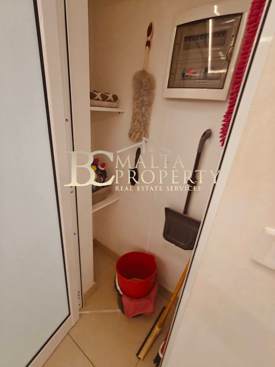 Siggiewi Highly Furnished 2 Bedroom/ 2 Bathroom Apartment + Study Office Room