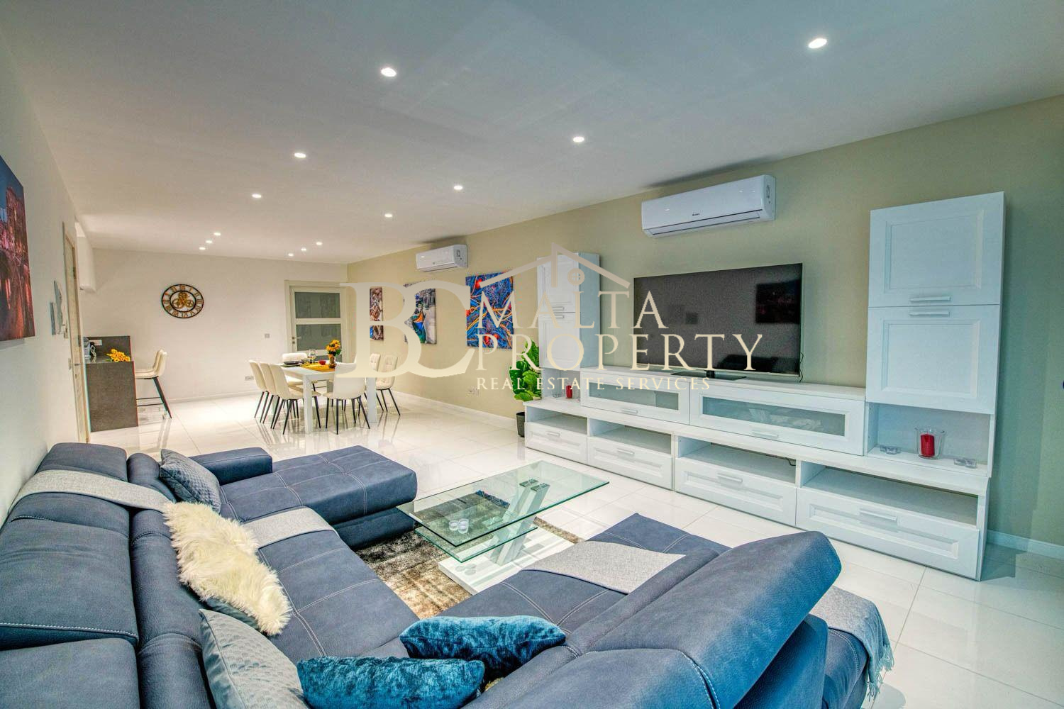 St Julians Spinola behind BNF Bank 3 Double Bedroom / 3 Bathroom Penthouse with Garage