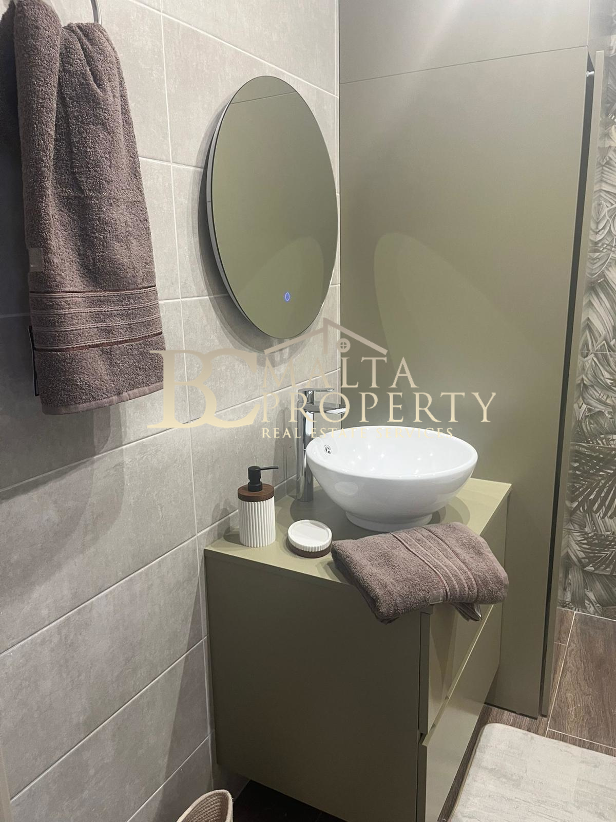 Bahar Caghaq Brand New 1 Bedroom Modern and Very Bright  Apartment