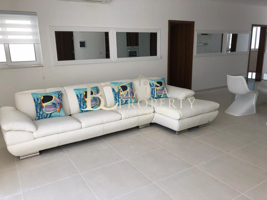 Swieqi 2 Bedroom / 2 Bathroom Penthouse with 2 Terraces