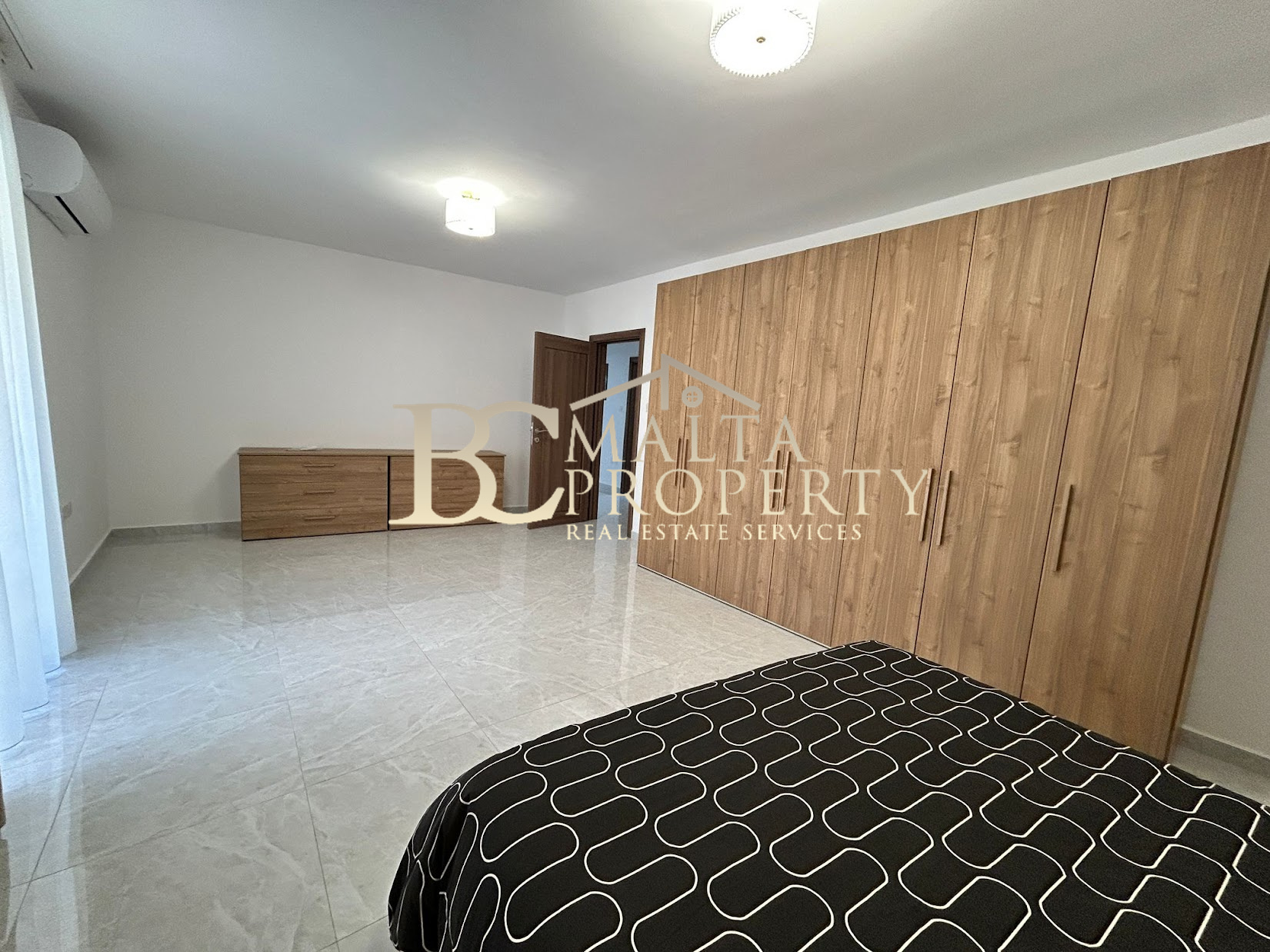 Kalkara – 3 bedroom plus office 170sq mt Apartment