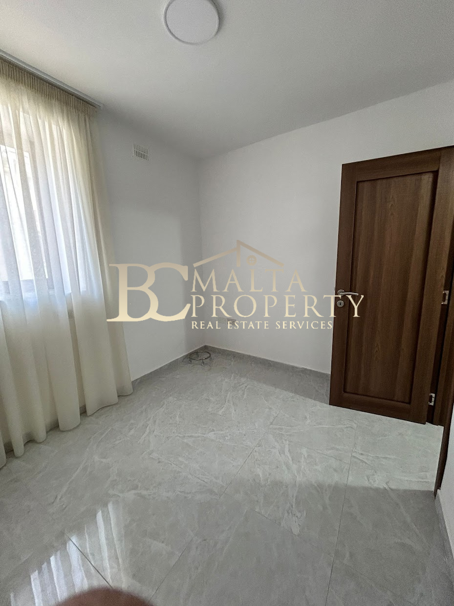 Kalkara – 3 bedroom plus office 170sq mt Apartment