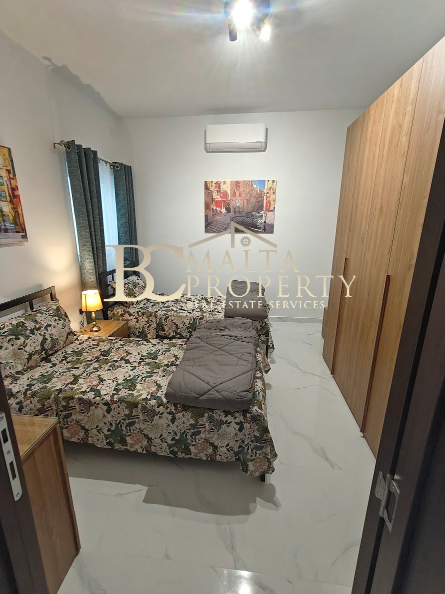 Pembroke first time on the market New 2 Bedroom Apartment with Backyard