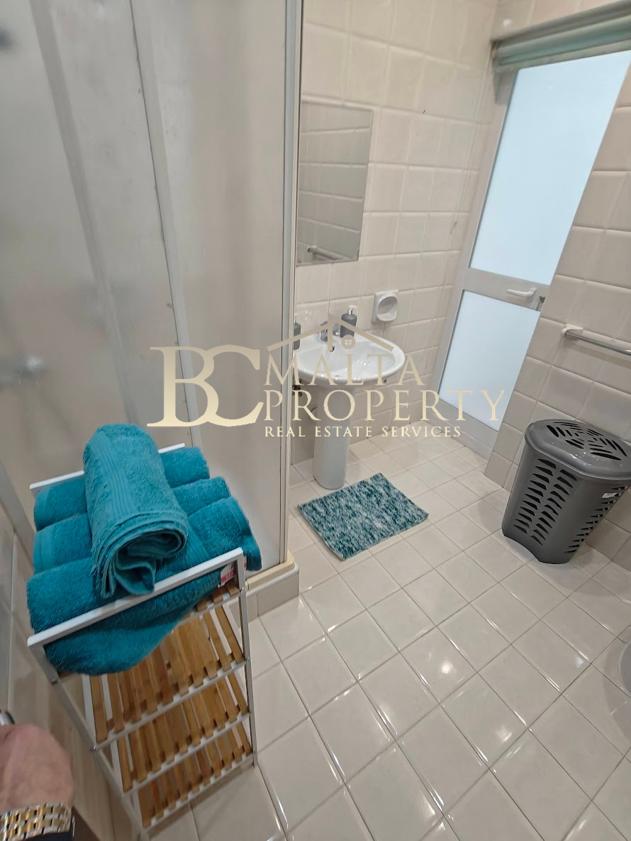 Pembroke first time on the market New 2 Bedroom Apartment with Backyard