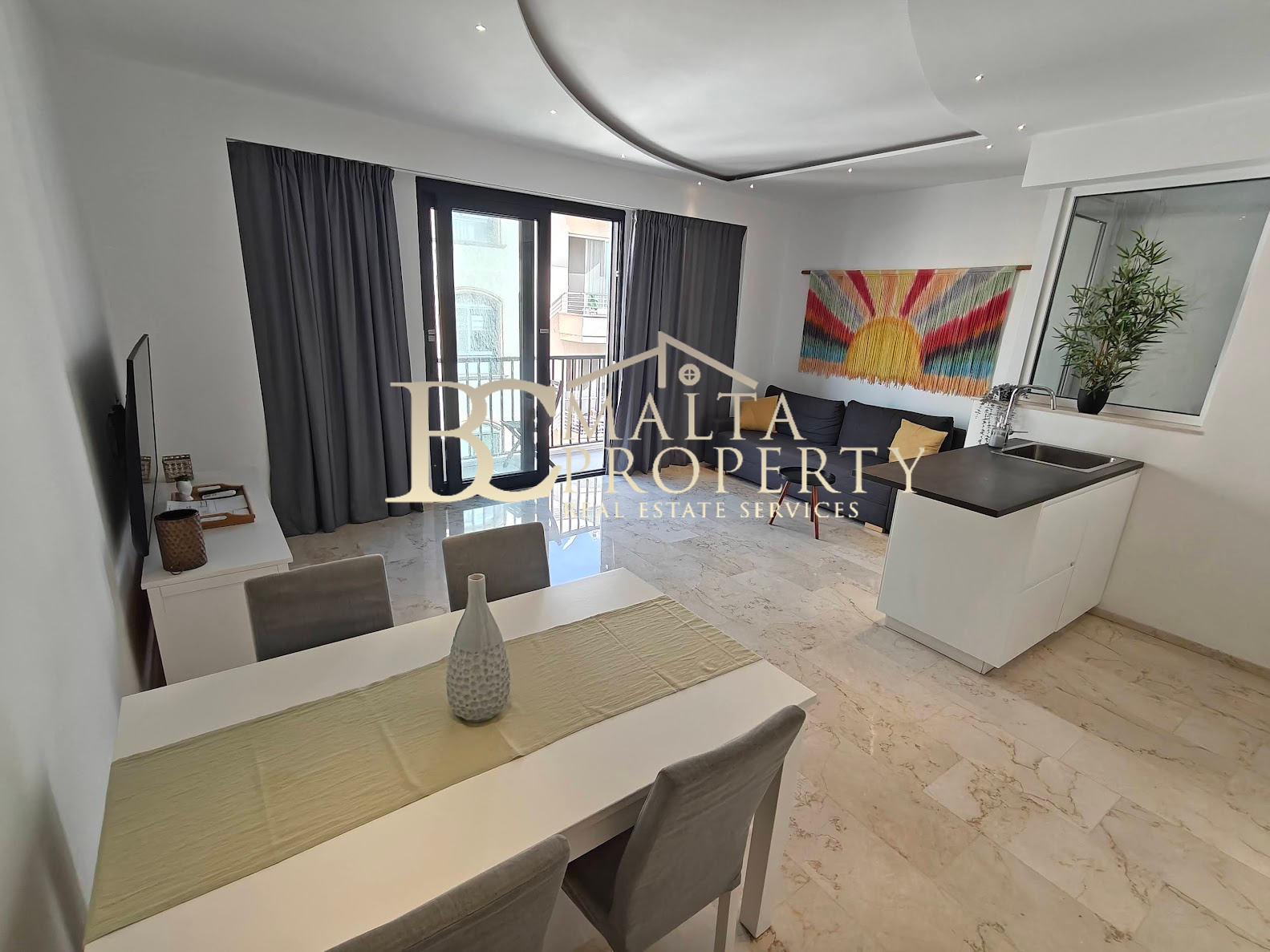 St Julians Spinola Highly Furnished Bright 1 Double Bedroom / 2 Bathroom Apartment with Views over Historic Spinola Tower Garden