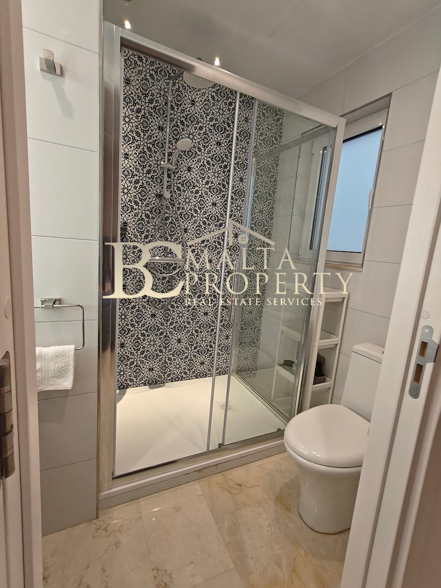 St Julians Spinola Highly Furnished Bright 1 Double Bedroom / 2 Bathroom Apartment with Views over Historic Spinola Tower Garden