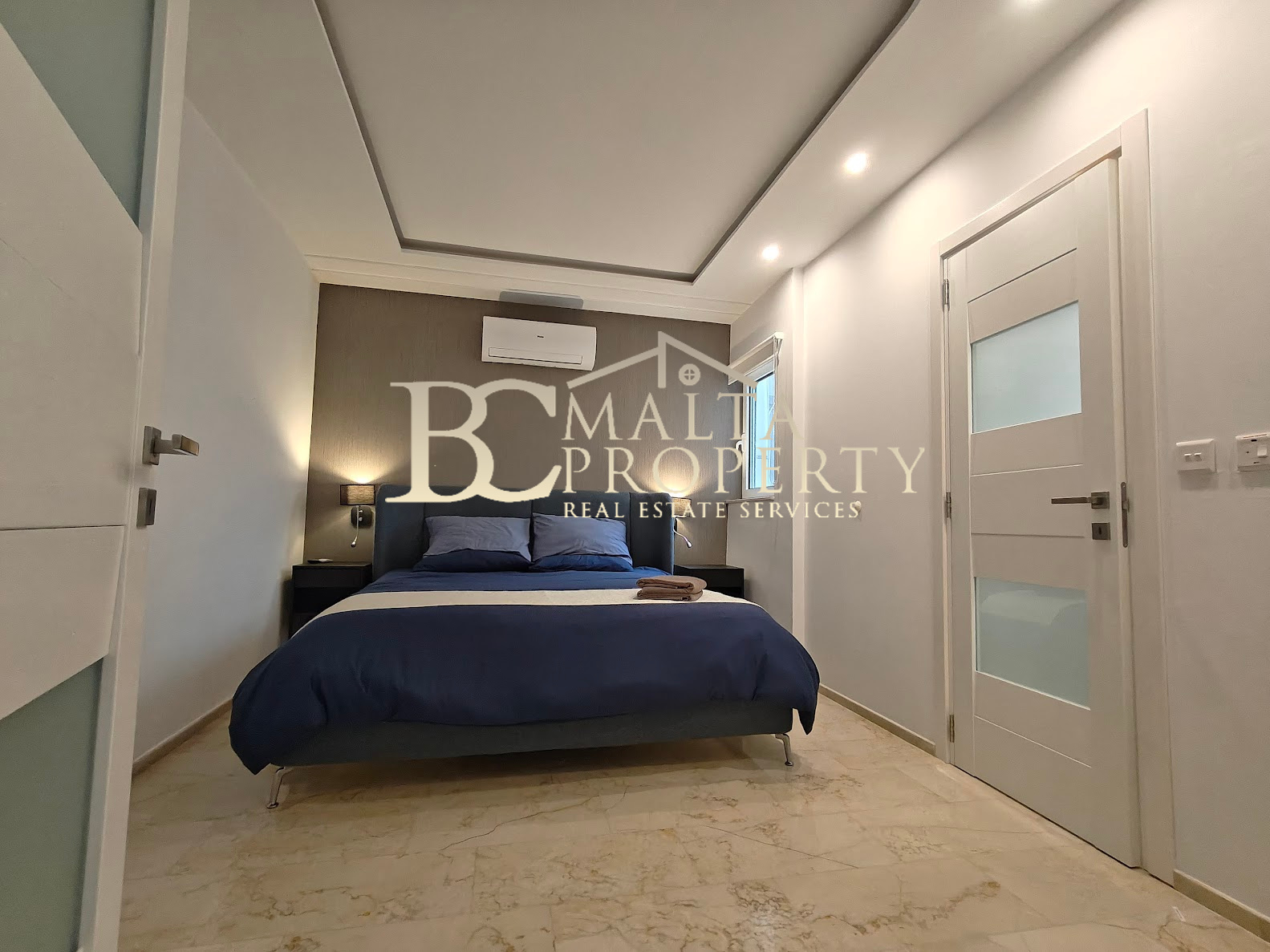 St Julians Spinola Seafront Highly Furnished 2 Double Bedroom / 3 Bathroom Apartment