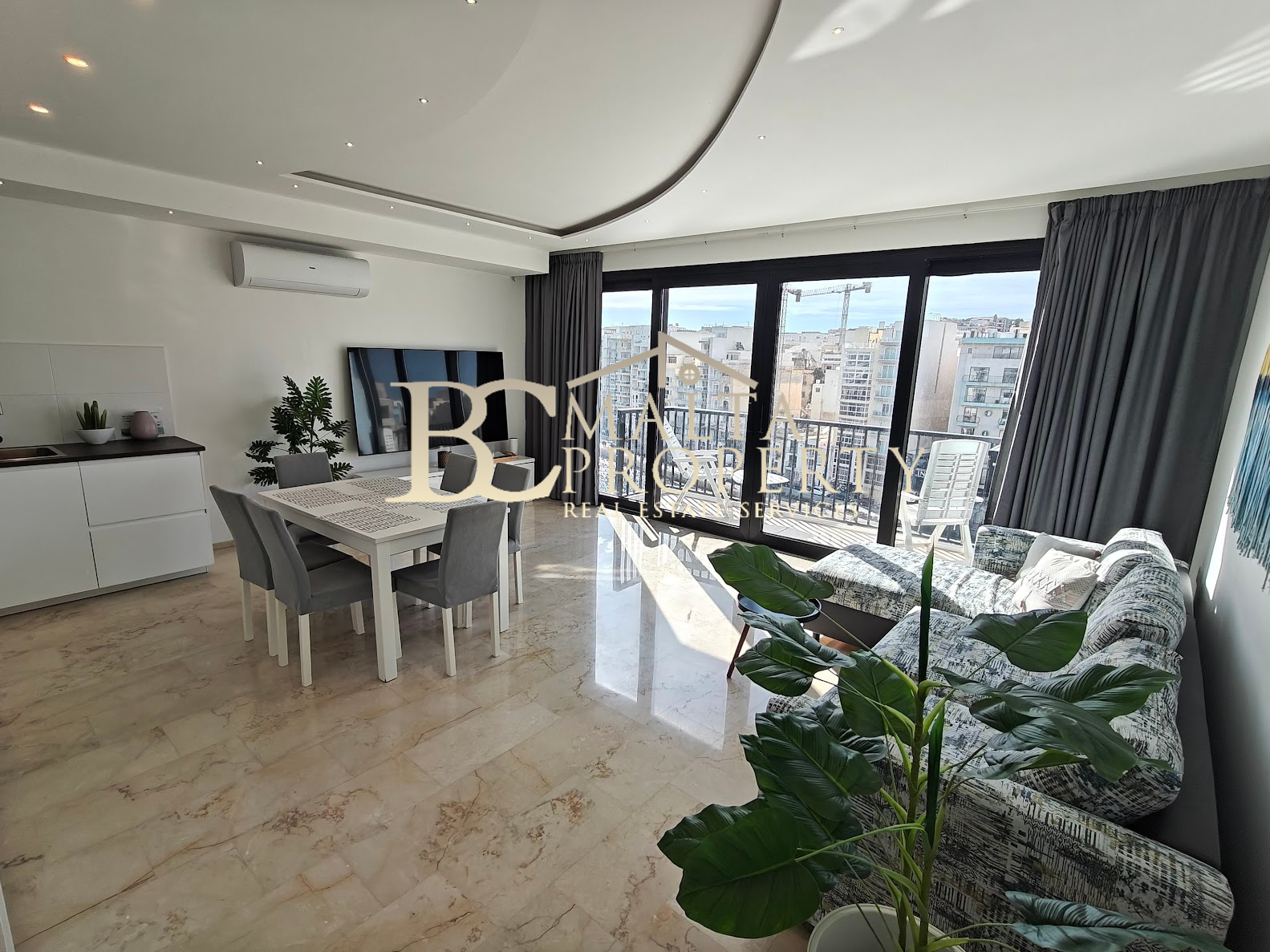 St Julians Spinola Seafront Highly Furnished 2 Double Bedroom / 3 Bathroom Apartment