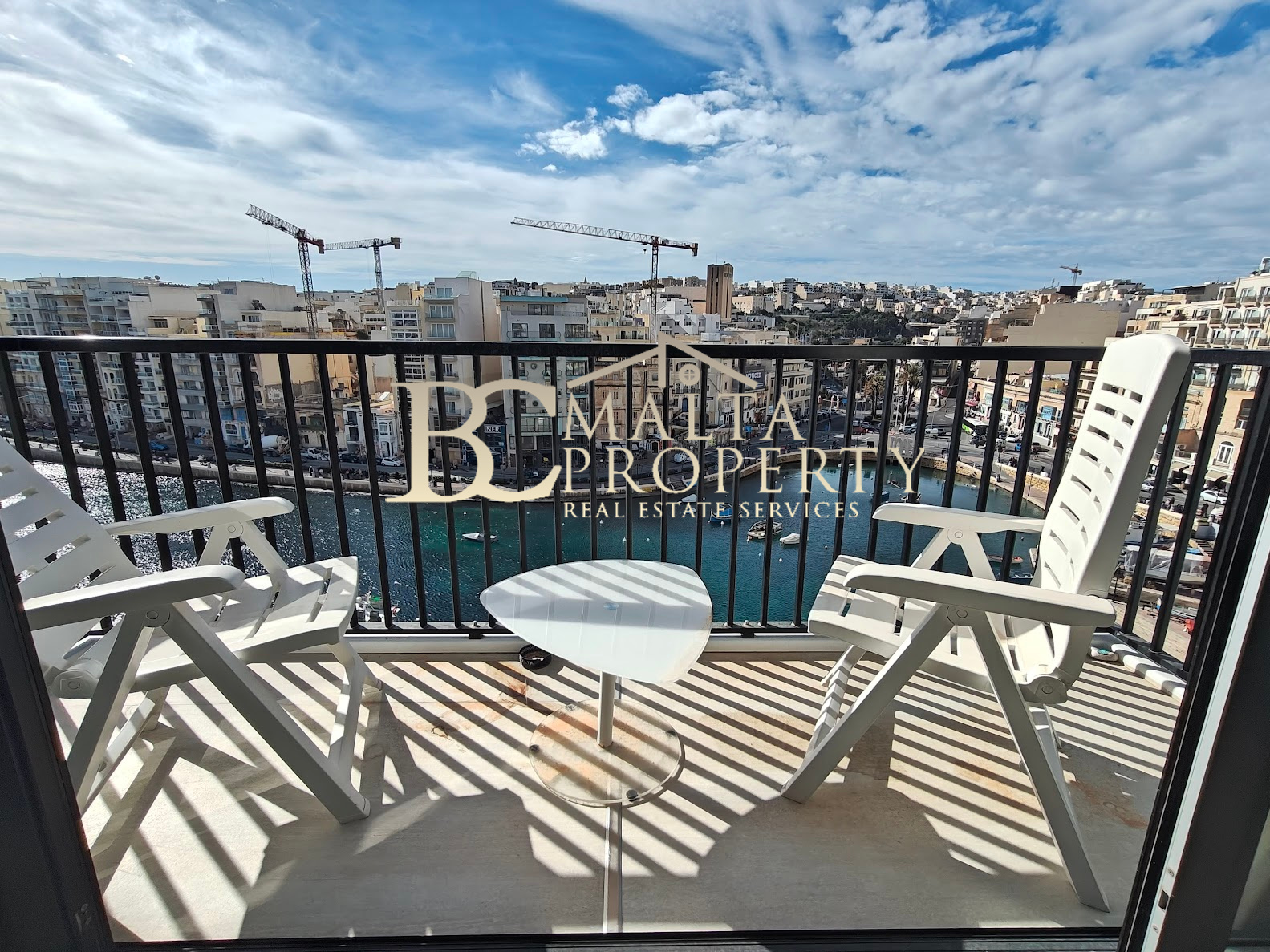 St Julians Spinola Seafront Highly Furnished 2 Double Bedroom / 3 Bathroom Apartment