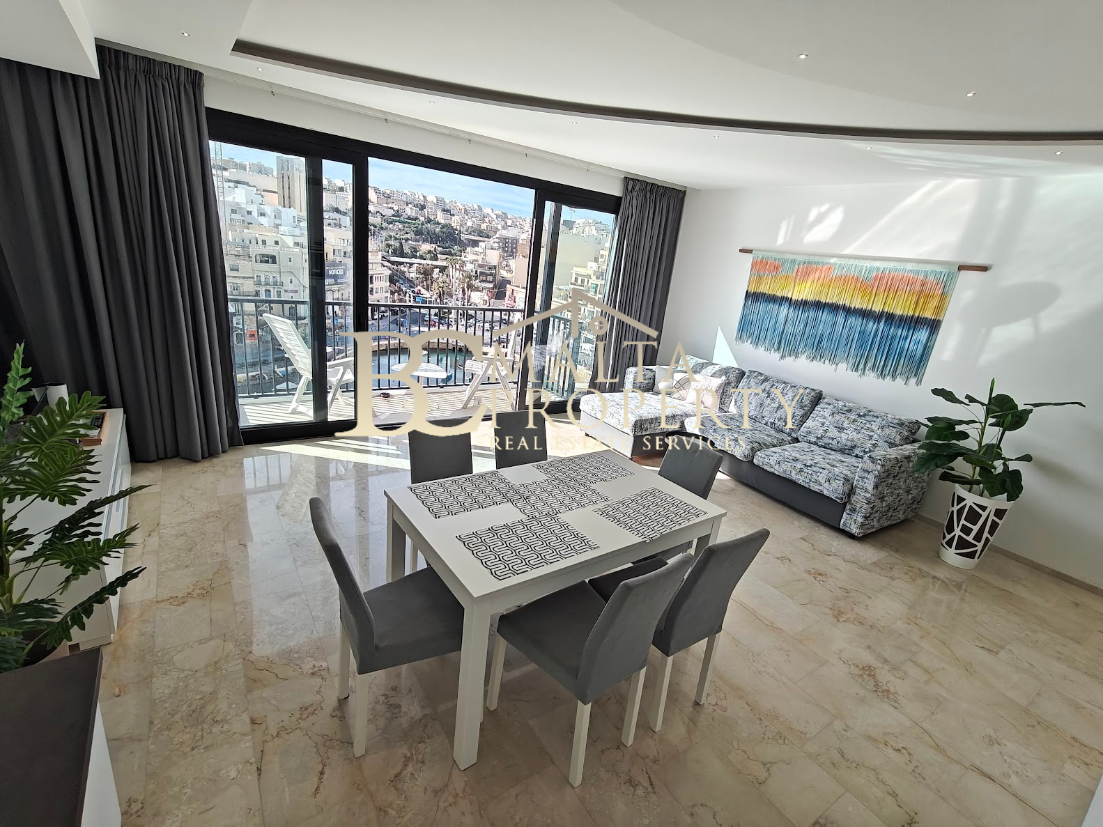 St Julians Spinola Seafront Highly Furnished 2 Double Bedroom / 3 Bathroom Apartment