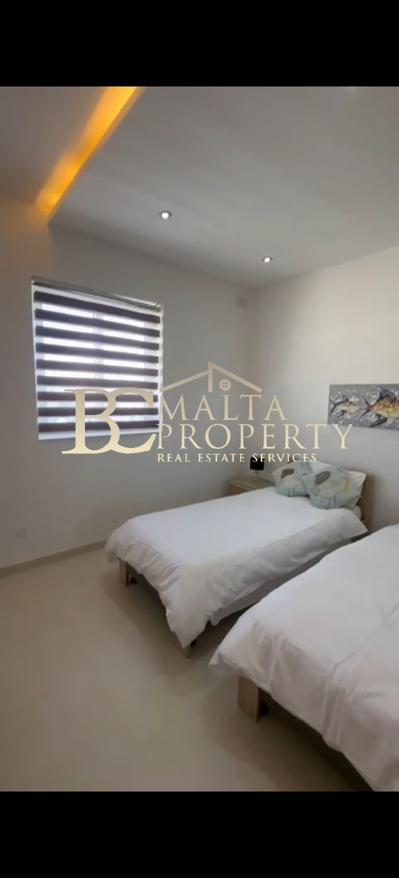 Swieqi 2 Bedroom / 2 Bathroom Penthouse with 2 Terraces