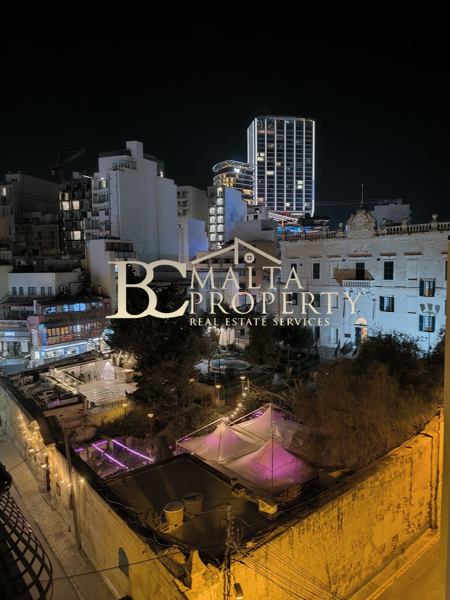 St Julians Spinola Highly Furnished Bright 1 Double Bedroom / 2 Bathroom Apartment with Views over Historic Spinola Tower Garden