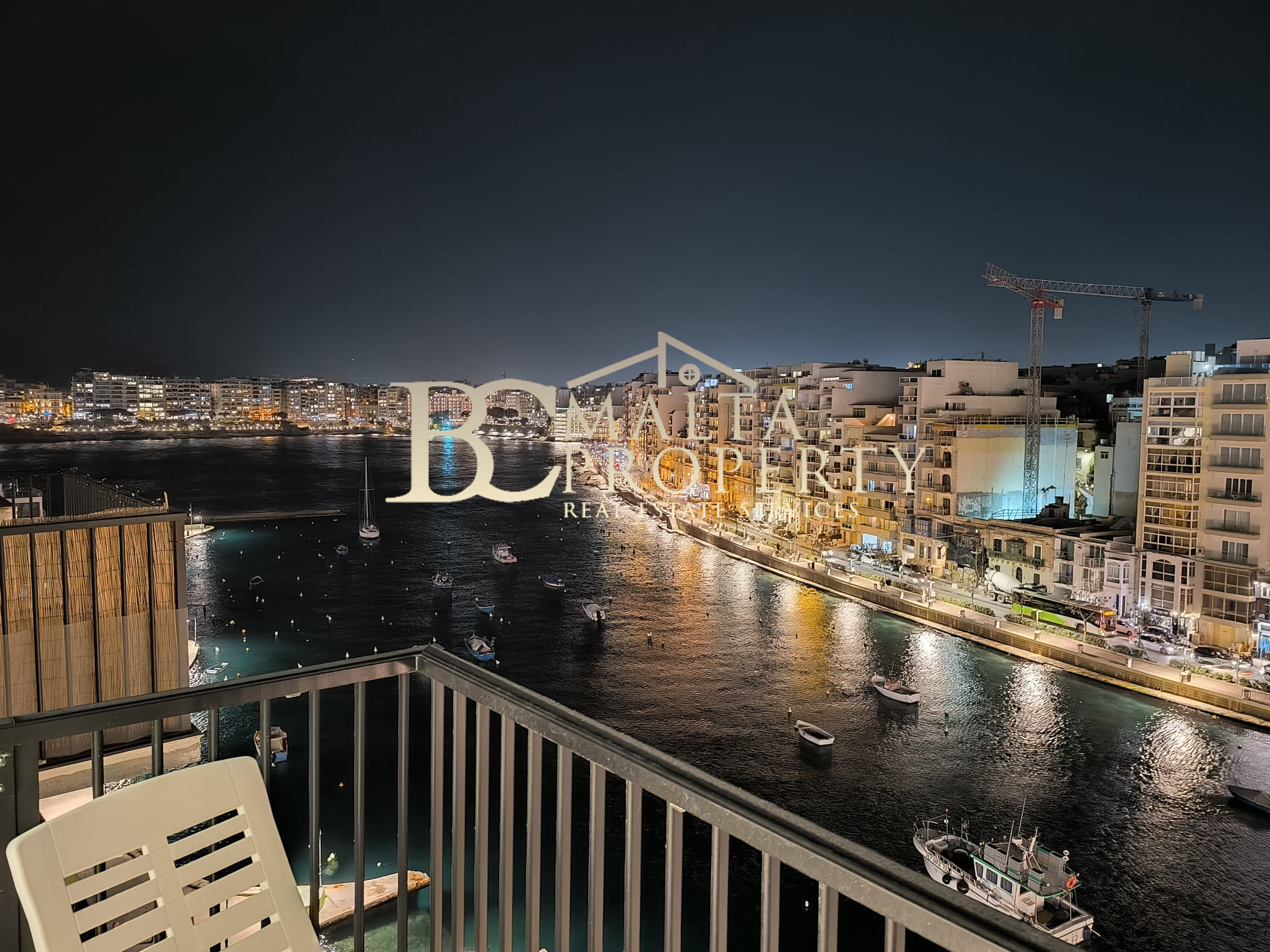 St Julians Spinola Seafront Highly Furnished 2 Double Bedroom / 3 Bathroom Apartment
