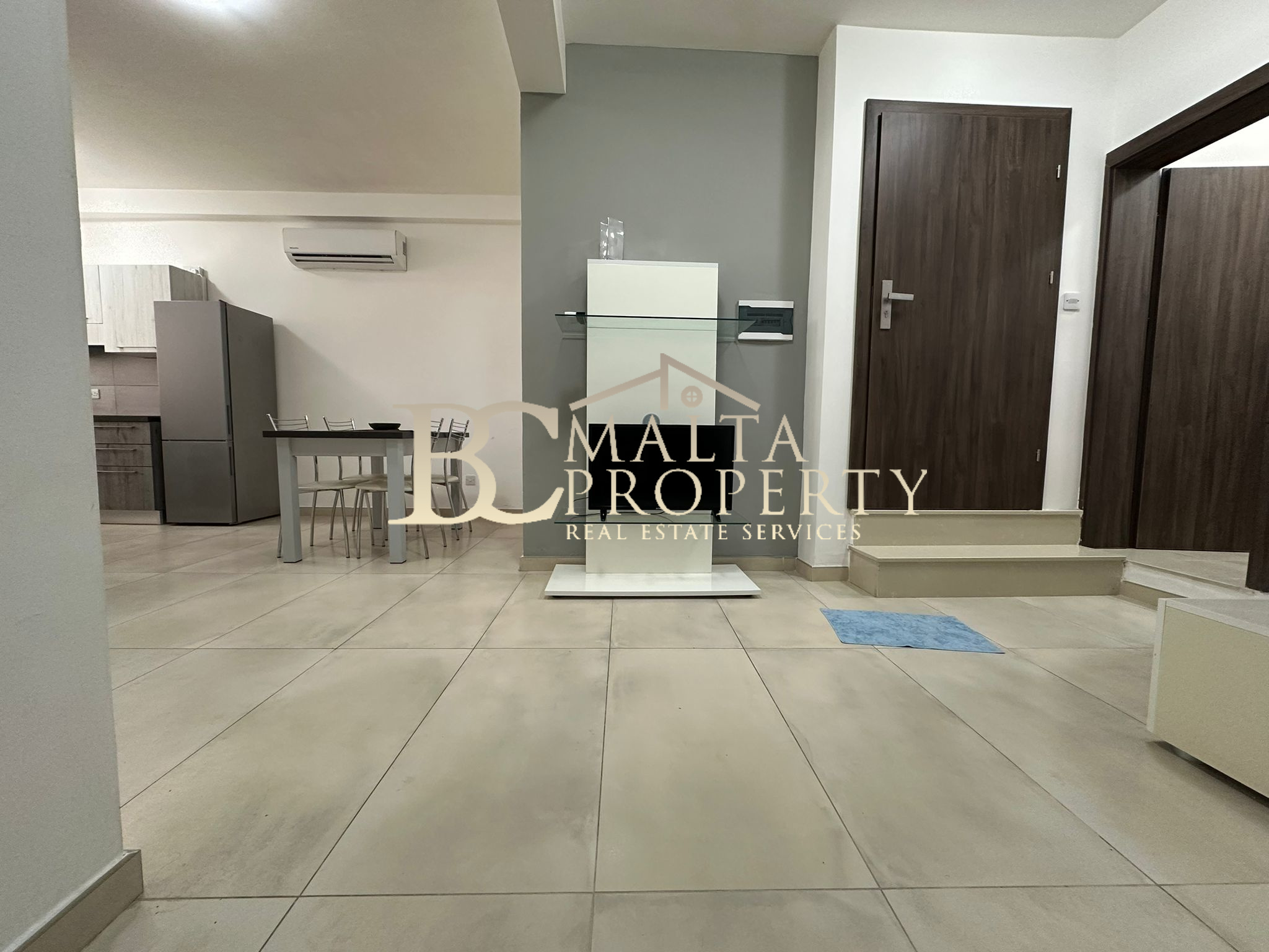 Sliema 1 Bedroom Apartment with Spacious Backyard side street with Surfside