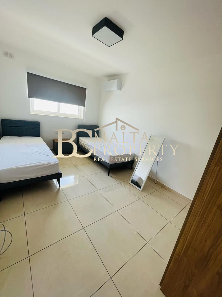 Zebbug 3 Bedroom/ 2 Bathroom Apartment with Back Valley Views