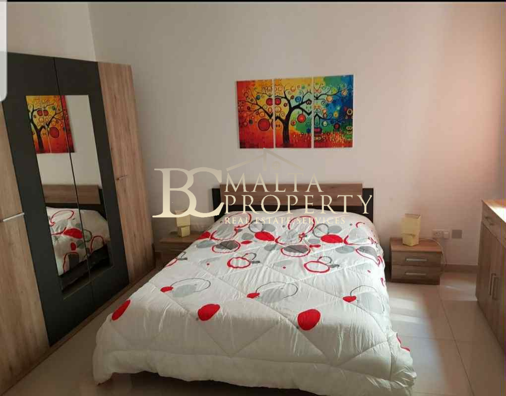 Marsaxlokk 3 Bedroom / 2 Bathroom Fully Air Conditioned Apartment