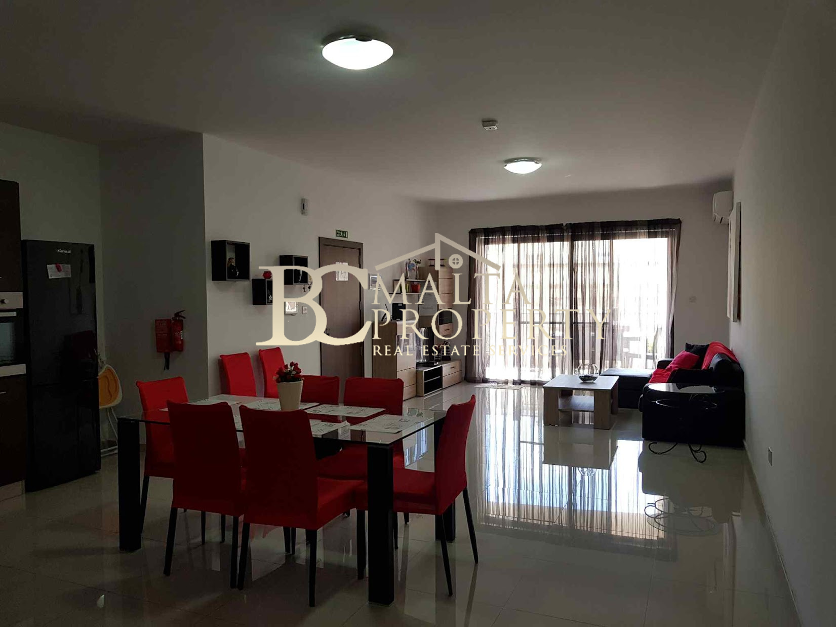 Marsaxlokk 3 Bedroom / 2 Bathroom Fully Air Conditioned Apartment