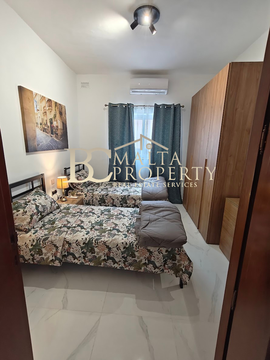 Pembroke first time on the market New 2 Bedroom Apartment with Roof