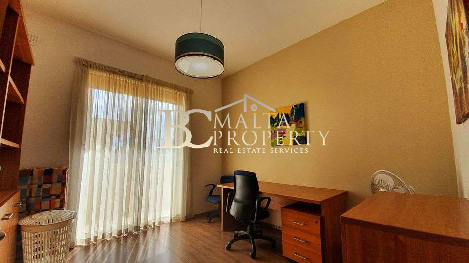 Balzan close to San Anton Gardens 2 Bedroom plus Office Room – Penthouse
