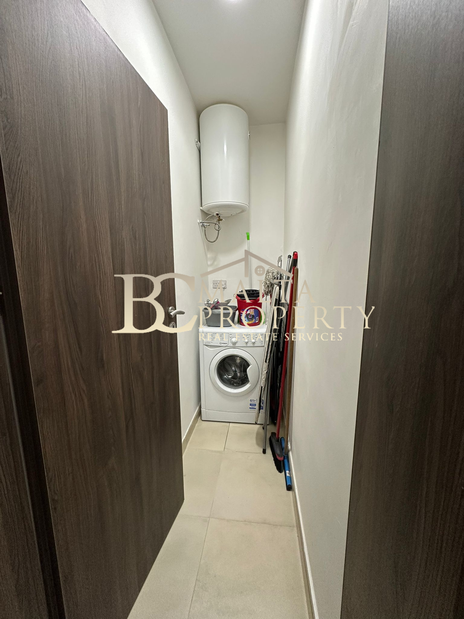 Sliema 1 Bedroom Apartment with Spacious Backyard side street with Surfside