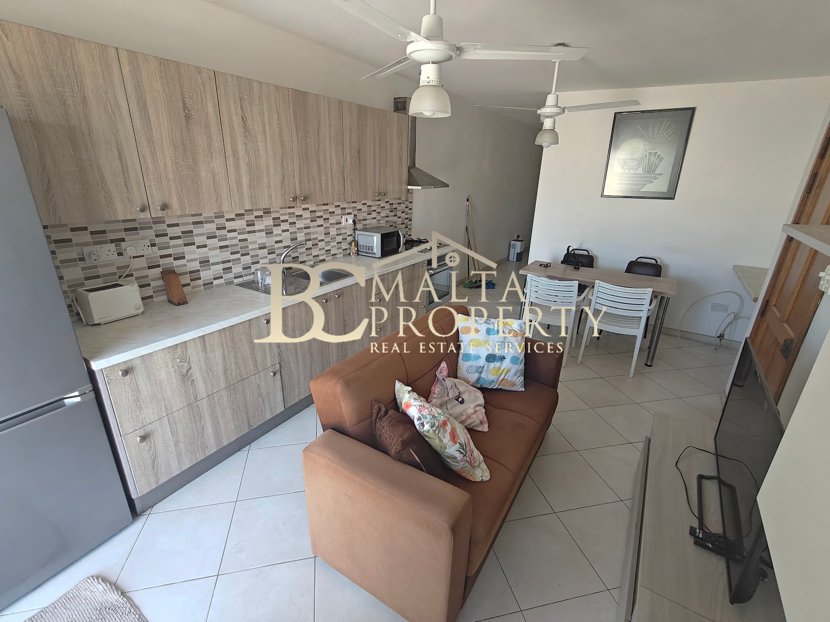 Siggiewi 2 Double Bedroom Penthouse with a Spacious Terrace enjoying distant Country Views