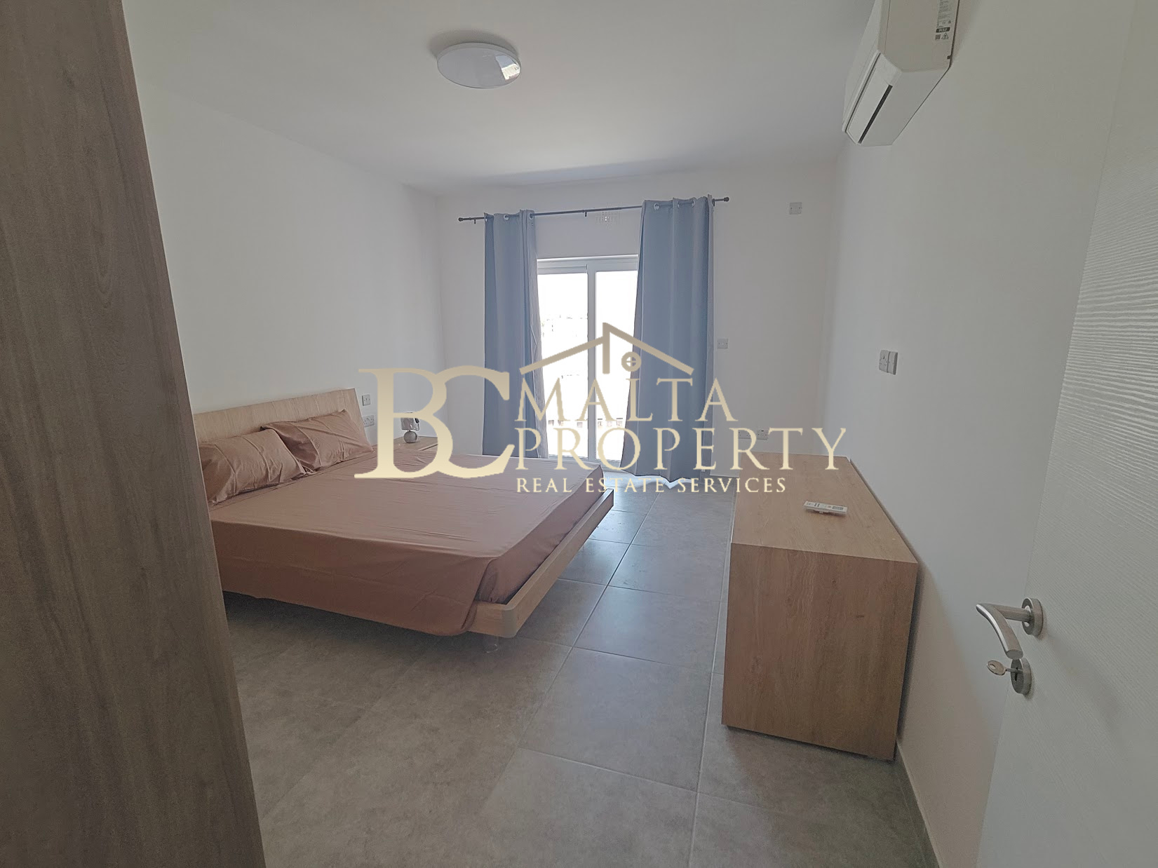 Msida Circus Brand New 2 Double / 2 Bathroom Penthouse