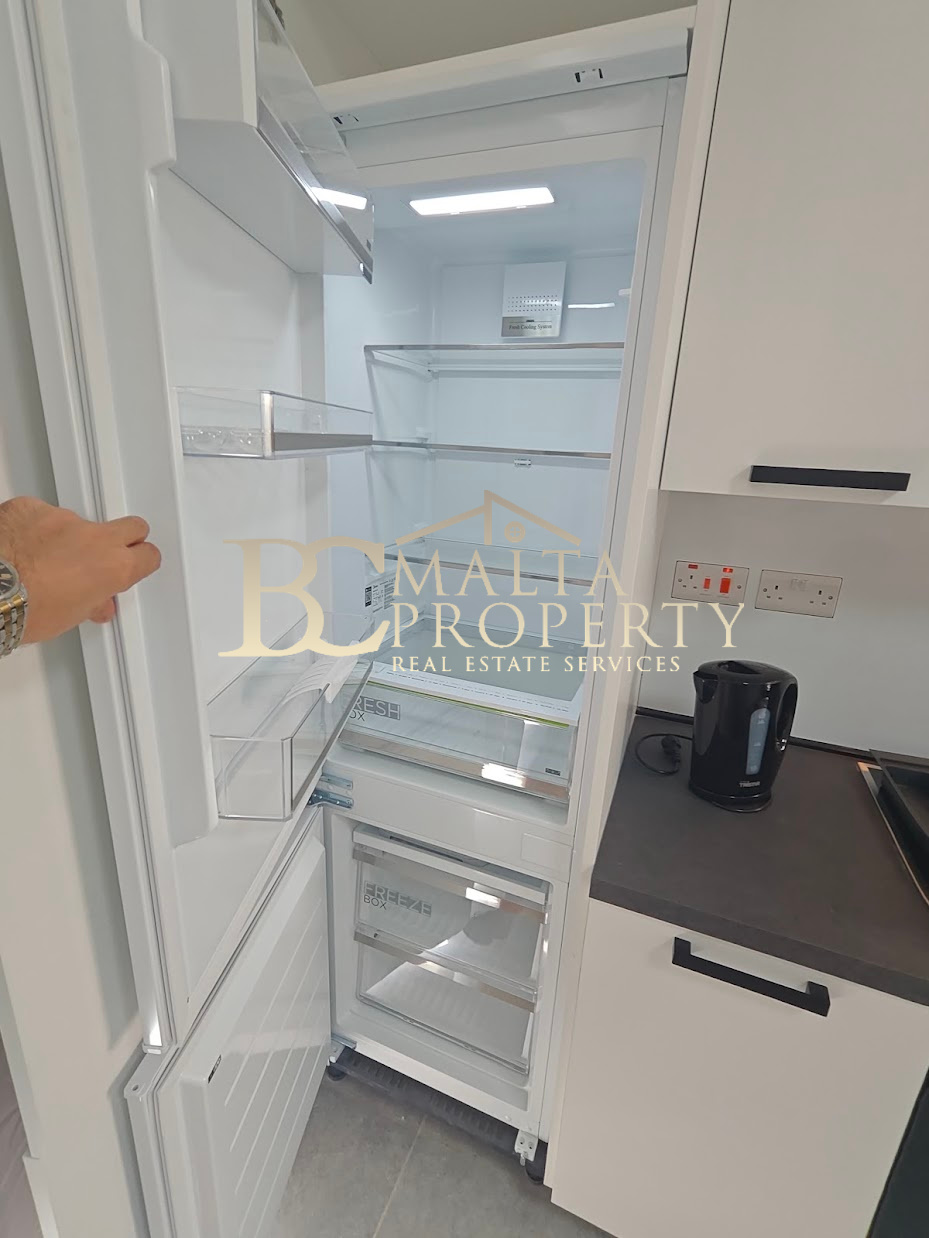 Msida Circus Brand New 2 Double / 2 Bathroom Penthouse