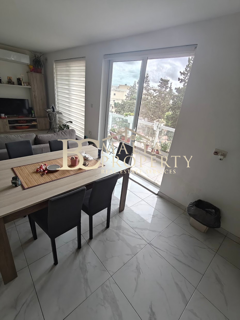 Qormi 3 bedroom bedroom / 2 Bathroom Apartment with an extra study room